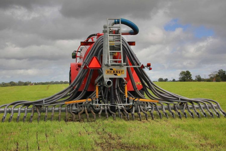 When to Empty Slurry Tanks Based on Weather